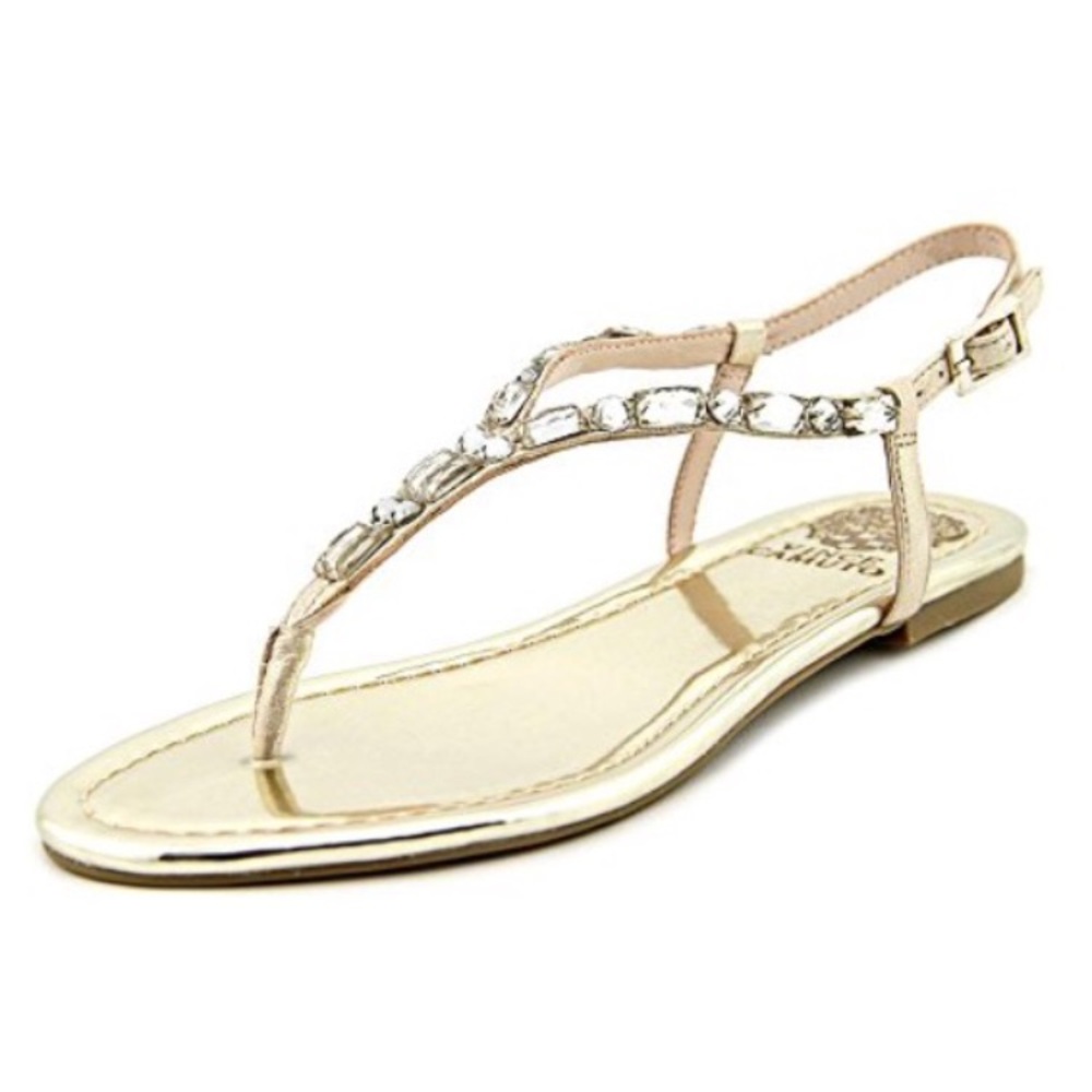VINCE CAMUTO: MACHA